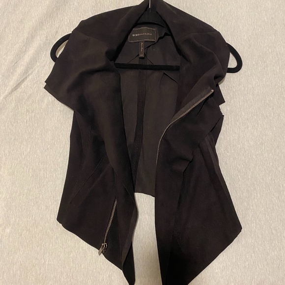 Versatile BCBG zip up vest - Picture 1 of 5